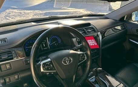 Toyota Camry, 2017 год, 2 370 000 рублей, 19 фотография