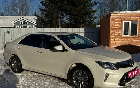 Toyota Camry, 2017 год, 2 370 000 рублей, 22 фотография