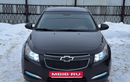 Chevrolet Cruze II, 2009 год, 690 000 рублей, 2 фотография