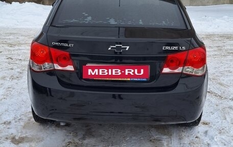 Chevrolet Cruze II, 2009 год, 690 000 рублей, 4 фотография