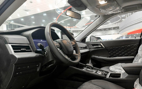 Mitsubishi Outlander, 2023 год, 3 949 000 рублей, 20 фотография