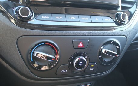 Hyundai Solaris II рестайлинг, 2021 год, 1 639 000 рублей, 18 фотография