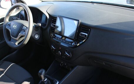 Hyundai Solaris II рестайлинг, 2021 год, 1 639 000 рублей, 21 фотография