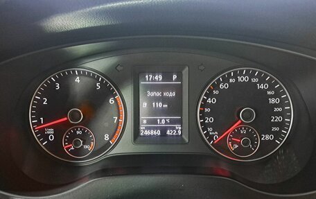 Volkswagen Jetta VI, 2012 год, 999 000 рублей, 13 фотография