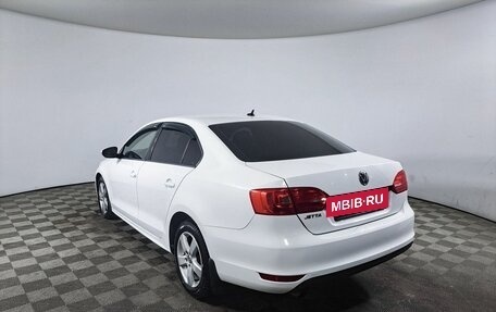 Volkswagen Jetta VI, 2012 год, 999 000 рублей, 7 фотография