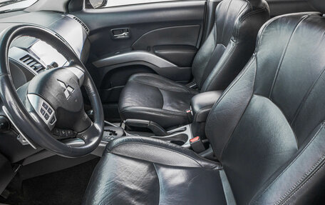 Mitsubishi Outlander III рестайлинг 3, 2007 год, 1 399 000 рублей, 11 фотография