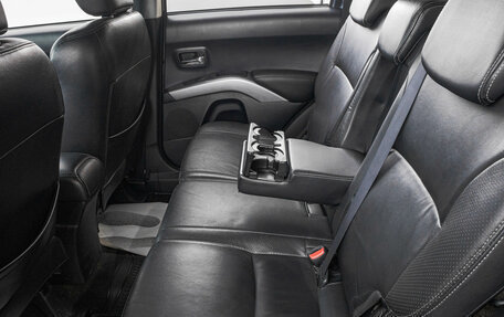 Mitsubishi Outlander III рестайлинг 3, 2007 год, 1 399 000 рублей, 27 фотография