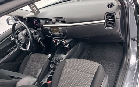 KIA Rio IV, 2019 год, 1 374 000 рублей, 14 фотография