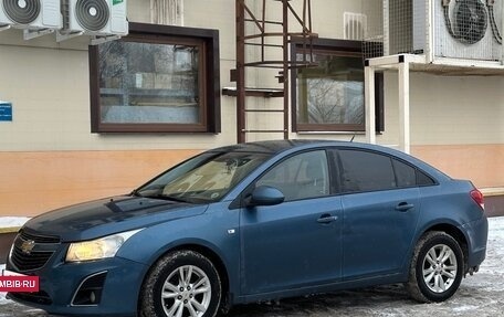 Chevrolet Cruze II, 2013 год, 690 000 рублей, 2 фотография
