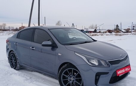 KIA Rio IV, 2019 год, 1 374 000 рублей, 10 фотография