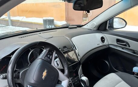 Chevrolet Cruze II, 2013 год, 690 000 рублей, 7 фотография