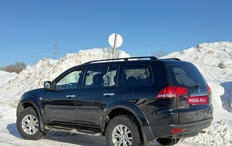 Mitsubishi Pajero Sport II рестайлинг, 2014 год, 1 900 000 рублей, 4 фотография