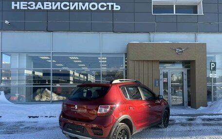 Renault Sandero II рестайлинг, 2018 год, 1 040 000 рублей, 3 фотография