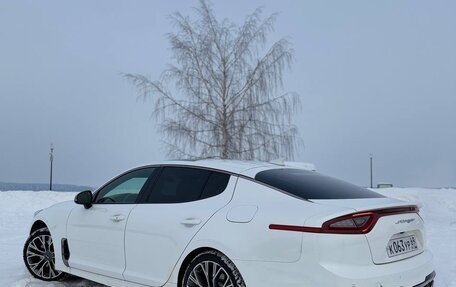 KIA Stinger I, 2018 год, 1 960 000 рублей, 4 фотография