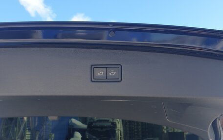 Volkswagen Tiguan II, 2018 год, 2 750 000 рублей, 11 фотография