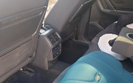 Volkswagen Tiguan II, 2018 год, 2 750 000 рублей, 12 фотография