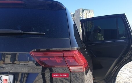 Volkswagen Tiguan II, 2018 год, 2 750 000 рублей, 10 фотография