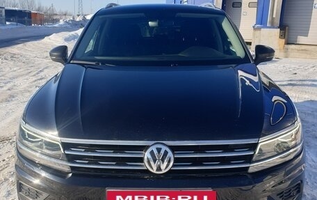 Volkswagen Tiguan II, 2018 год, 2 750 000 рублей, 22 фотография