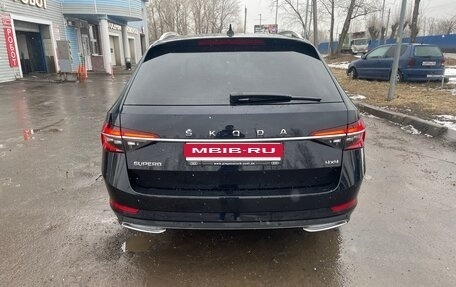 Skoda Superb III рестайлинг, 2021 год, 4 000 000 рублей, 2 фотография