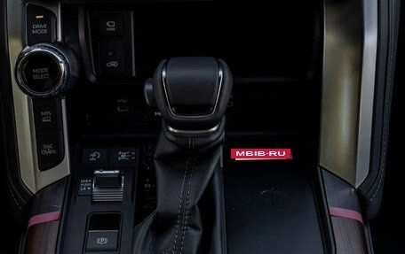 Toyota Land Cruiser, 2026 год, 12 420 000 рублей, 14 фотография