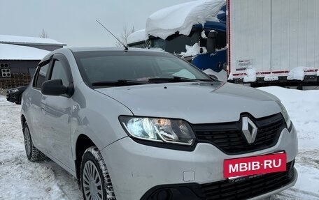 Renault Logan II, 2016 год, 465 000 рублей, 7 фотография