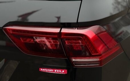 Volkswagen Tiguan II, 2018 год, 2 599 000 рублей, 5 фотография