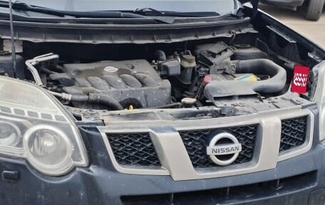 Nissan X-Trail, 2011 год, 850 000 рублей, 2 фотография