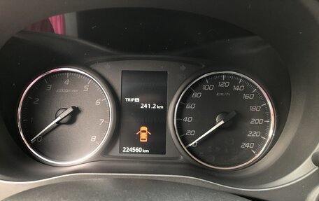 Mitsubishi Outlander III рестайлинг 3, 2012 год, 1 200 000 рублей, 11 фотография