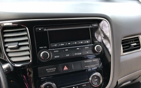 Mitsubishi Outlander III рестайлинг 3, 2012 год, 1 200 000 рублей, 9 фотография