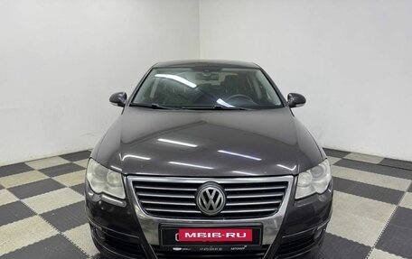 Volkswagen Passat B6, 2007 год, 715 000 рублей, 2 фотография