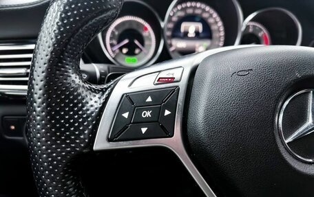 Mercedes-Benz CLS, 2014 год, 2 700 000 рублей, 15 фотография