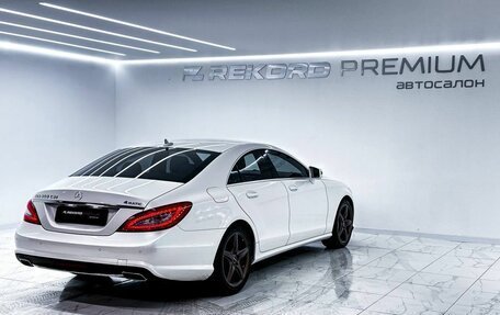 Mercedes-Benz CLS, 2014 год, 2 700 000 рублей, 32 фотография