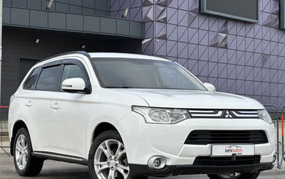 Mitsubishi Outlander III рестайлинг 3, 2013 год, 1 497 000 рублей, 1 фотография