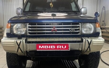 Mitsubishi Pajero III рестайлинг, 1995 год, 800 000 рублей, 1 фотография
