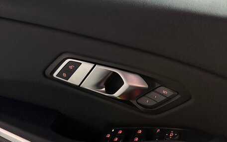 BMW 3 серия, 2020 год, 3 950 000 рублей, 17 фотография