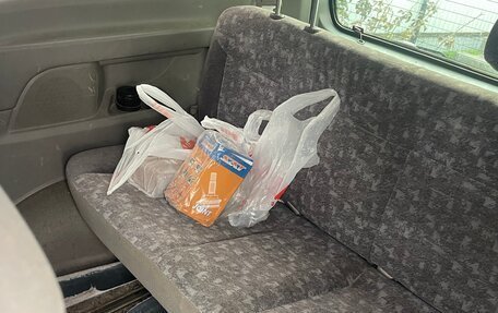 Nissan Serena II, 2001 год, 500 000 рублей, 11 фотография