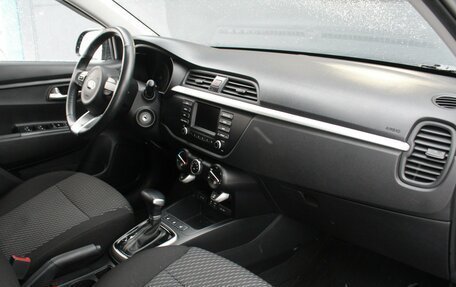 KIA Rio IV, 2019 год, 1 595 000 рублей, 6 фотография