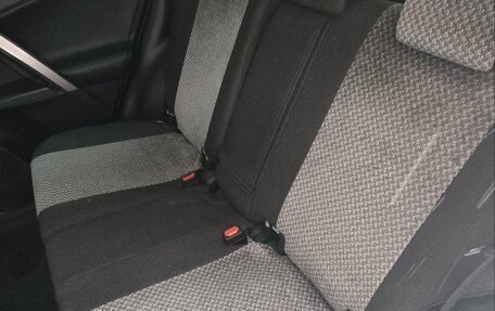 Toyota RAV4, 2017 год, 2 450 000 рублей, 8 фотография