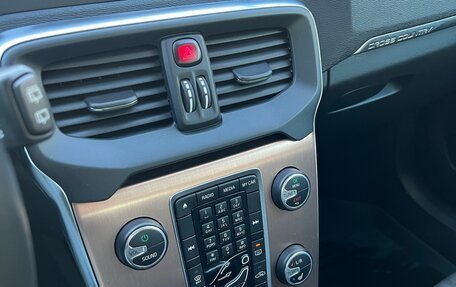 Volvo V40 Cross Country I, 2014 год, 1 270 000 рублей, 16 фотография