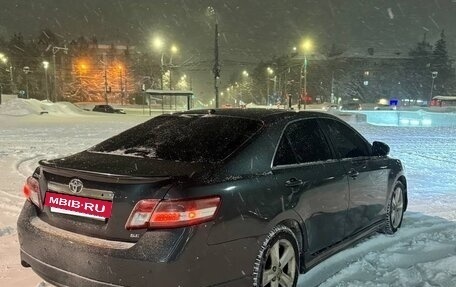 Toyota Camry, 2011 год, 1 100 000 рублей, 5 фотография