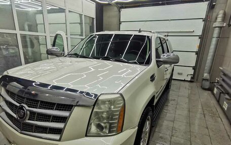 Cadillac Escalade III, 2008 год, 1 500 000 рублей, 2 фотография