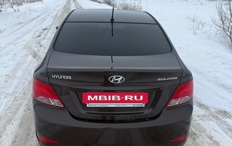 Hyundai Solaris II рестайлинг, 2015 год, 890 000 рублей, 5 фотография