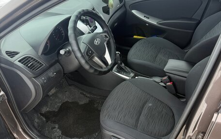 Hyundai Solaris II рестайлинг, 2015 год, 890 000 рублей, 13 фотография