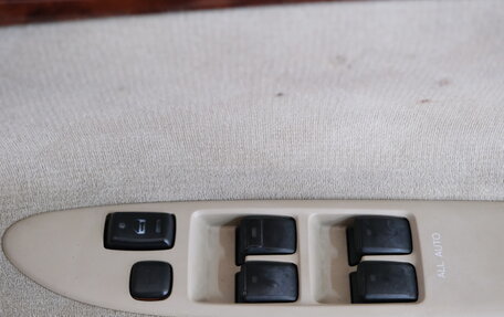 Toyota Ipsum II, 2001 год, 849 000 рублей, 8 фотография