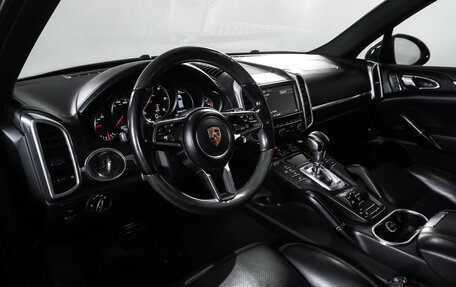 Porsche Cayenne III, 2016 год, 4 390 000 рублей, 14 фотография