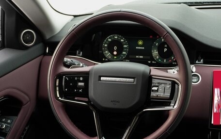 Land Rover Range Rover Evoque II, 2025 год, 5 750 000 рублей, 16 фотография