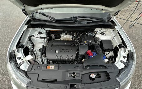 Mitsubishi Outlander III рестайлинг 3, 2013 год, 1 497 000 рублей, 13 фотография