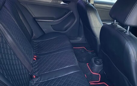 Volkswagen Jetta VI, 2014 год, 930 000 рублей, 7 фотография