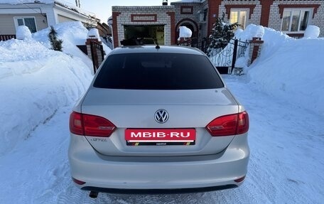 Volkswagen Jetta VI, 2014 год, 930 000 рублей, 5 фотография