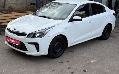 KIA Rio IV, 2019 год, 800 000 рублей, 6 фотография